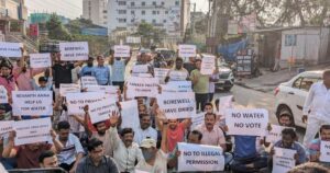 Venkateswara colony residents protest