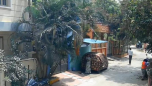 GHMC sanitation worker threatens, dumps garbage inside 75-year-old’s home in Sainikpuri