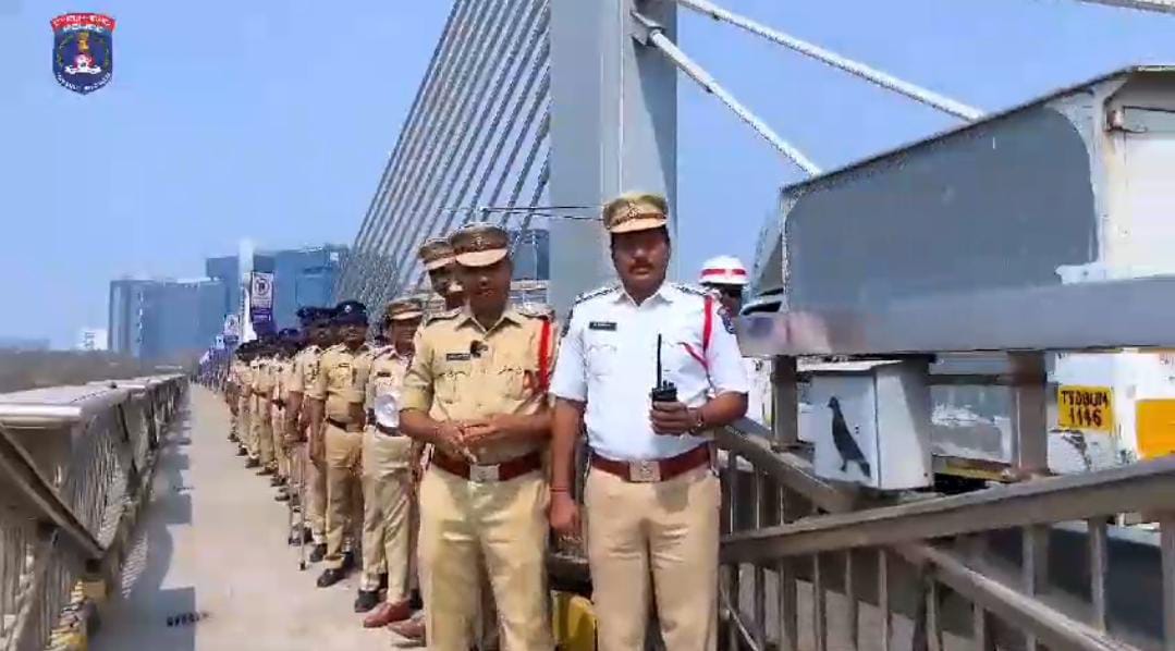 Cyberabad police on cable bridge