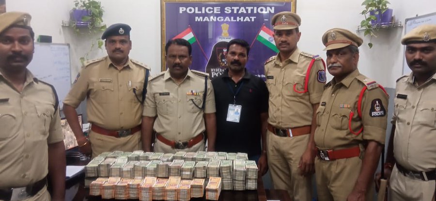 Police seize cash worth Rs 1.5 crore