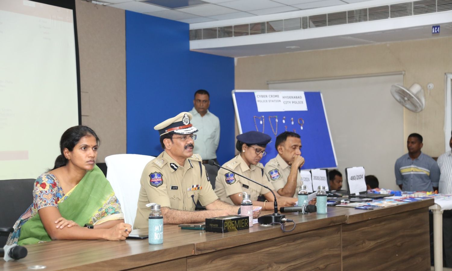 Hyderabad Police Commissioner Addressing The Media About Critical Polling Locations