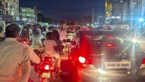 Chanda Nagar citizens demand action against traffic, market chaos on Sridevi Talkies Road
