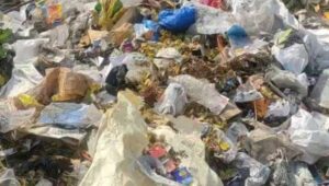 Rythu Bazaar waste plagues Mehdipatnam bus bay